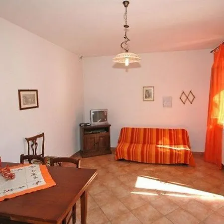 Sleeps 4 *